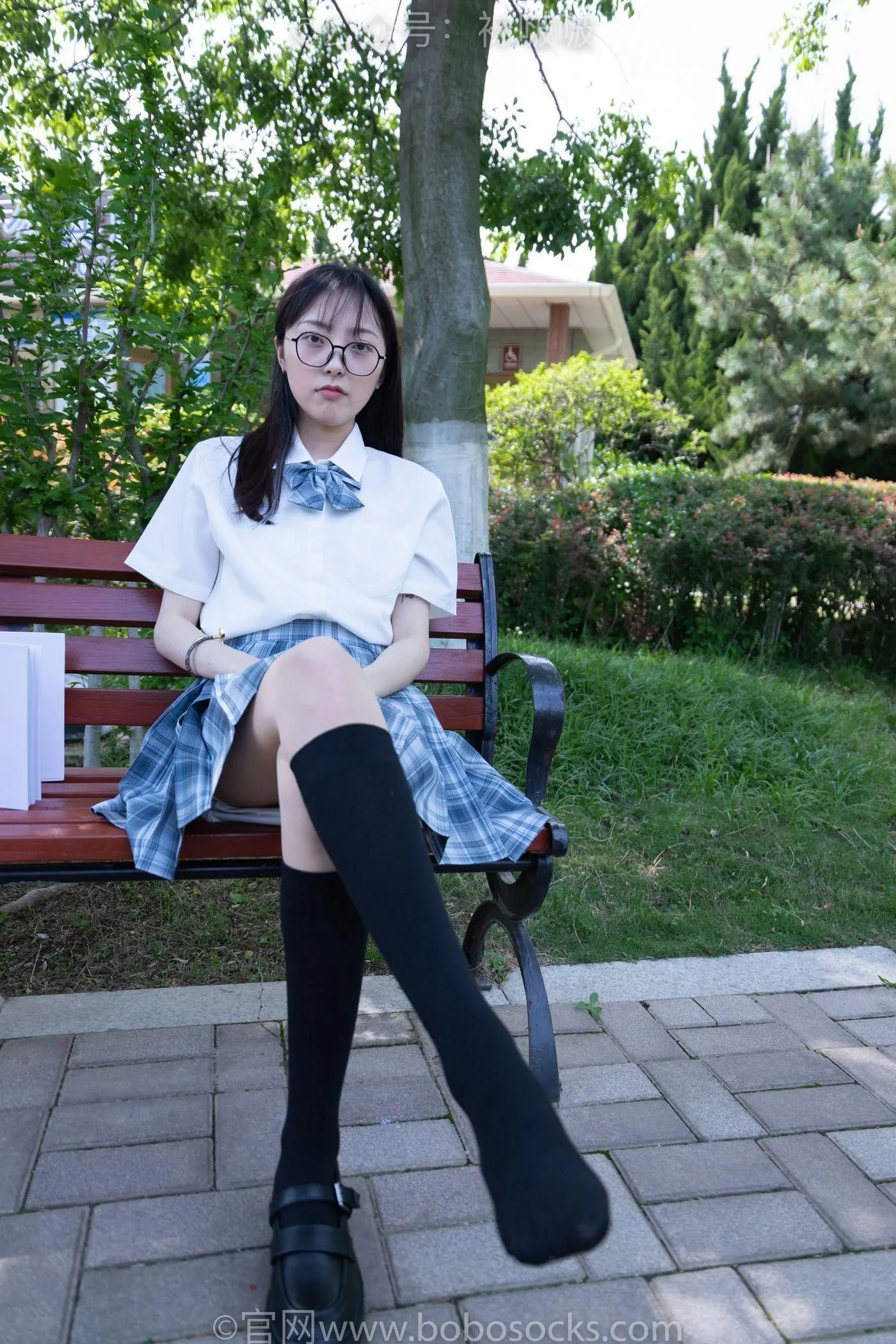 [BoBoSocks袜啵啵]NO.007 稚予-JK制服、皮鞋、黑色中筒棉袜、肉丝 [143P]插图5